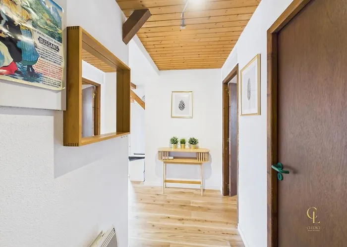 Terrasse, Vue Sur Les Montagnes Et Parking Apartmán