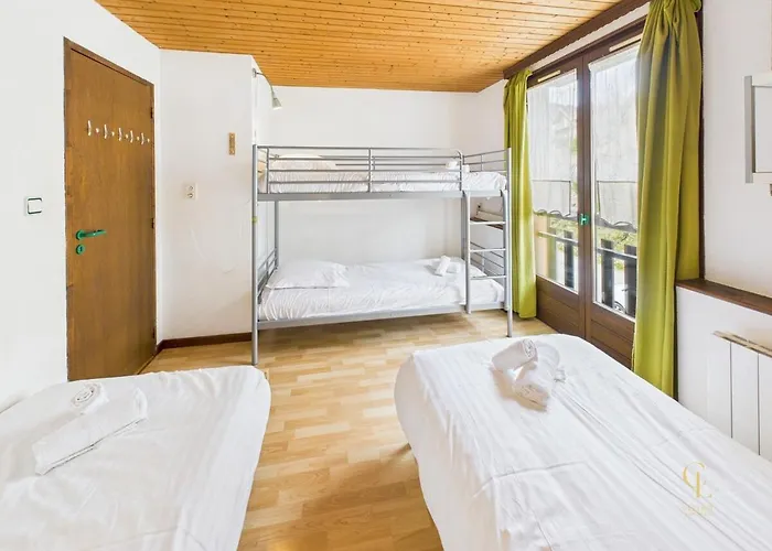 Terrasse, Vue Sur Les Montagnes Et Parking Apartmán *